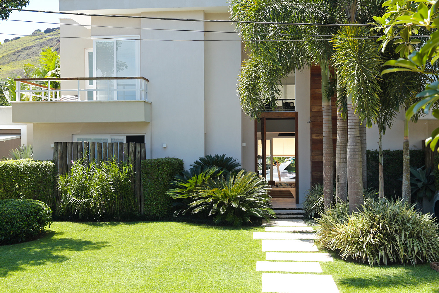 dionela entrada jardim